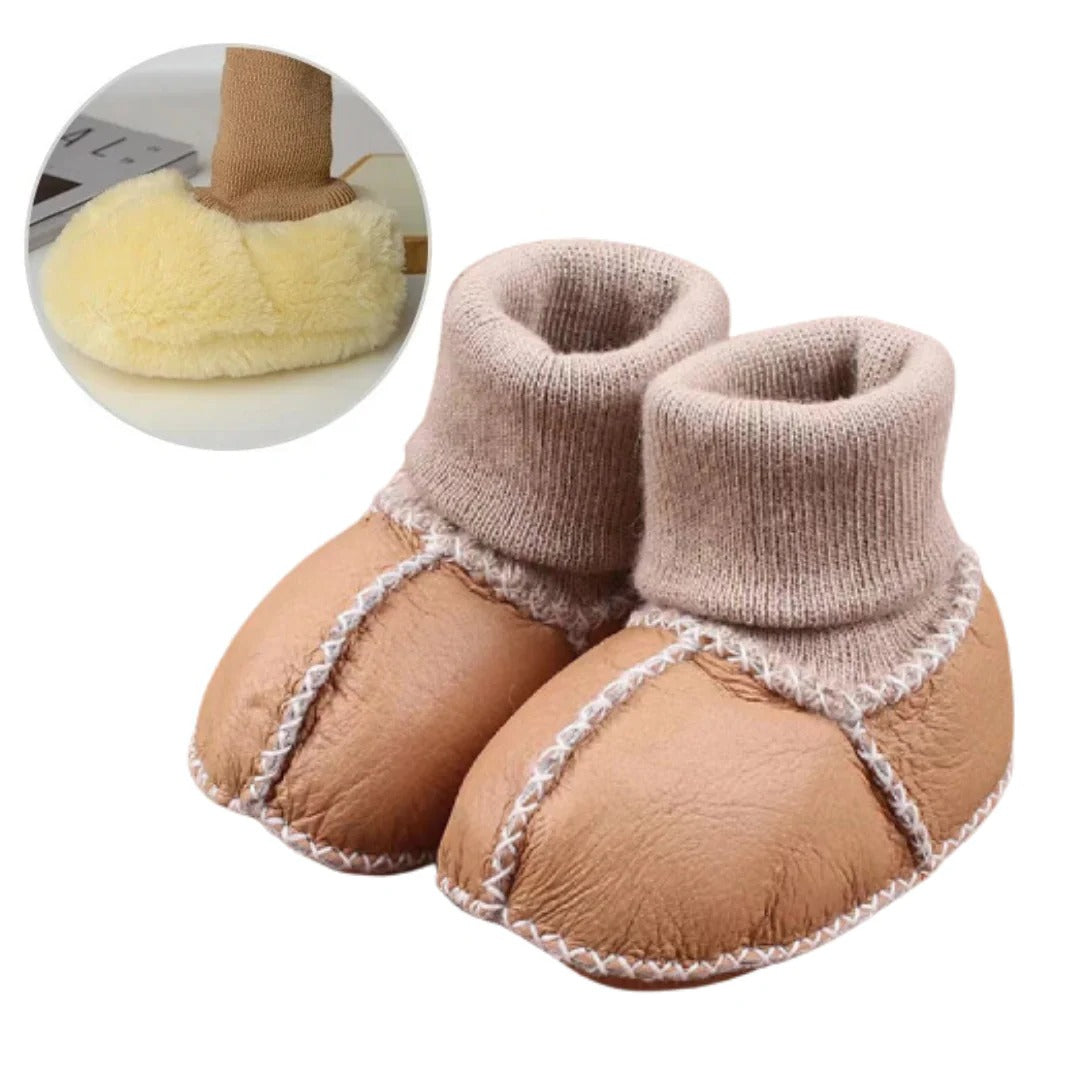 Gemütliche Babyschuhe für Zuhause