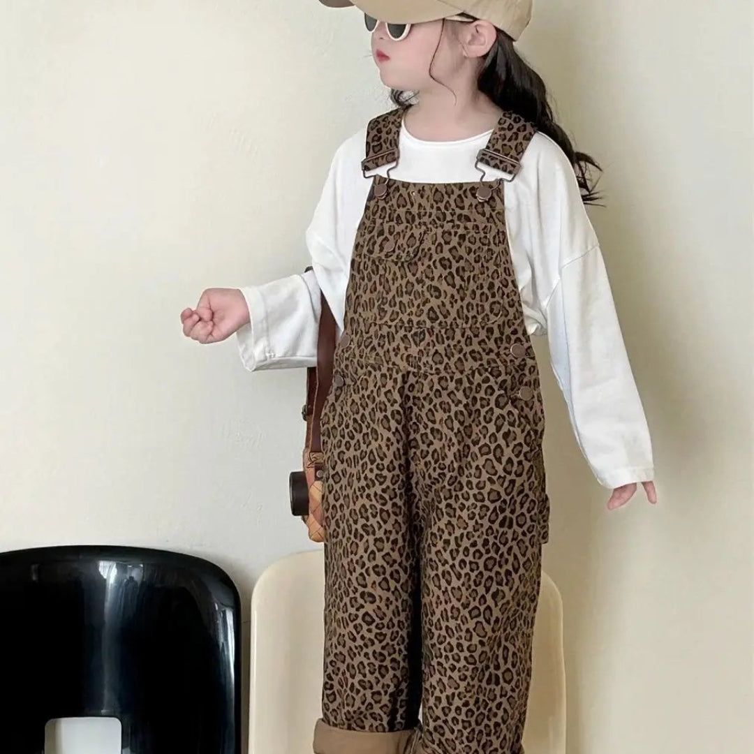 Mädchen Latzhose mit braunem Leopardenmuster