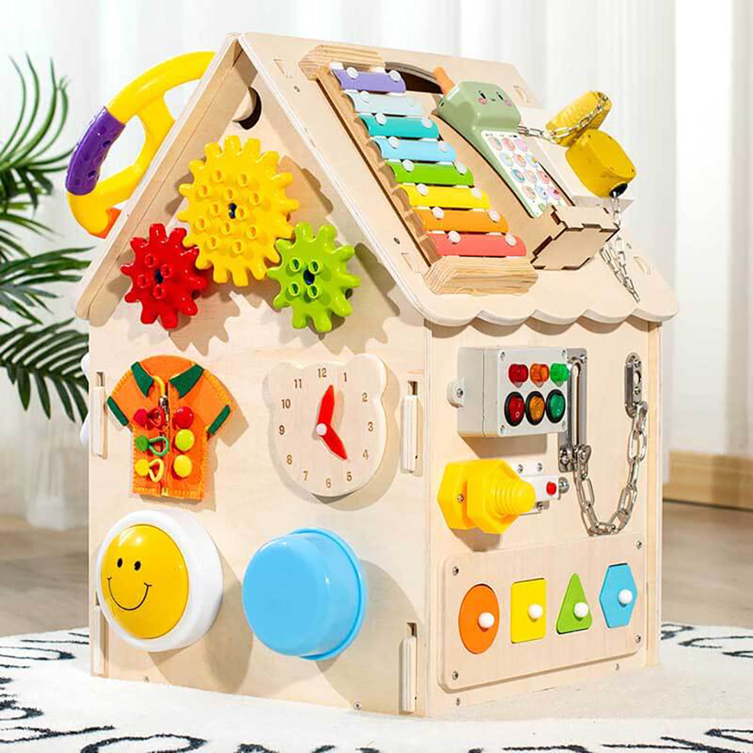 Kinder Holz Lernhaus mit interaktiven Funktionen