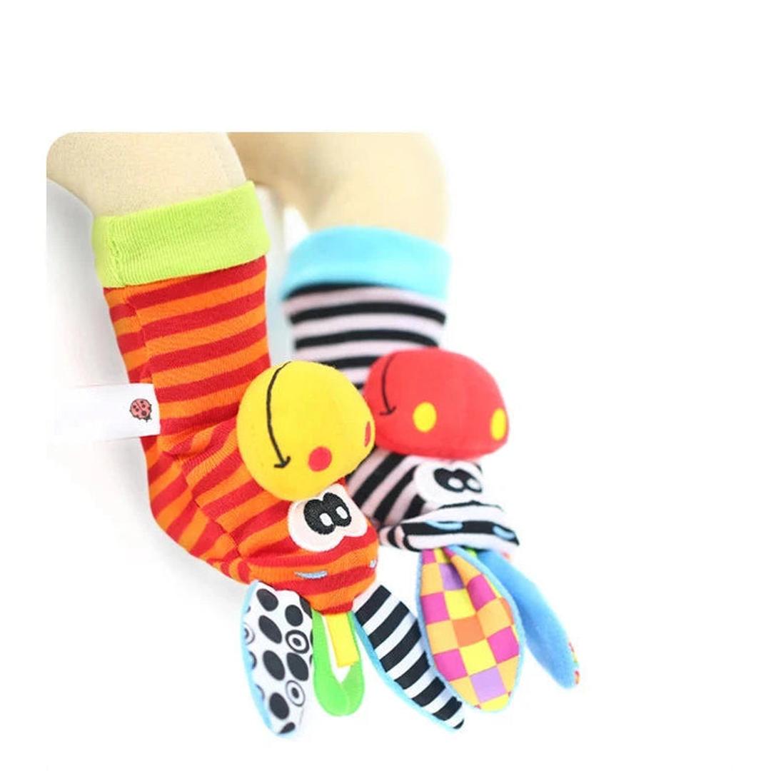 Baby-Sensorik-Plüschsocken- und Armband-Set